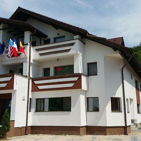 RosenVille Rîşnov Eksteriør billede